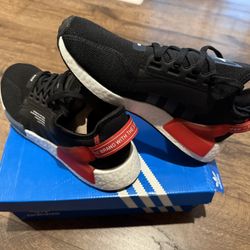 New! Adidas NMD R1