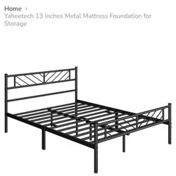 Yaheetech Queen  Light Gray Bed Frame 
