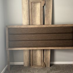 King Bed With Box Spring 