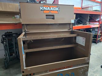KNAACK JOB BOX Knaack job box 30" x 60 " x 50"