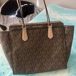 Large Michael Kors Bag