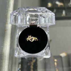 Yellow Gold Mom Ring 