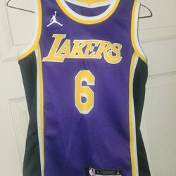 Lakers Jersey Small Boys