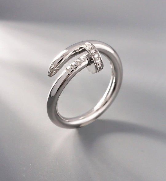 Nail  Ring With Box 