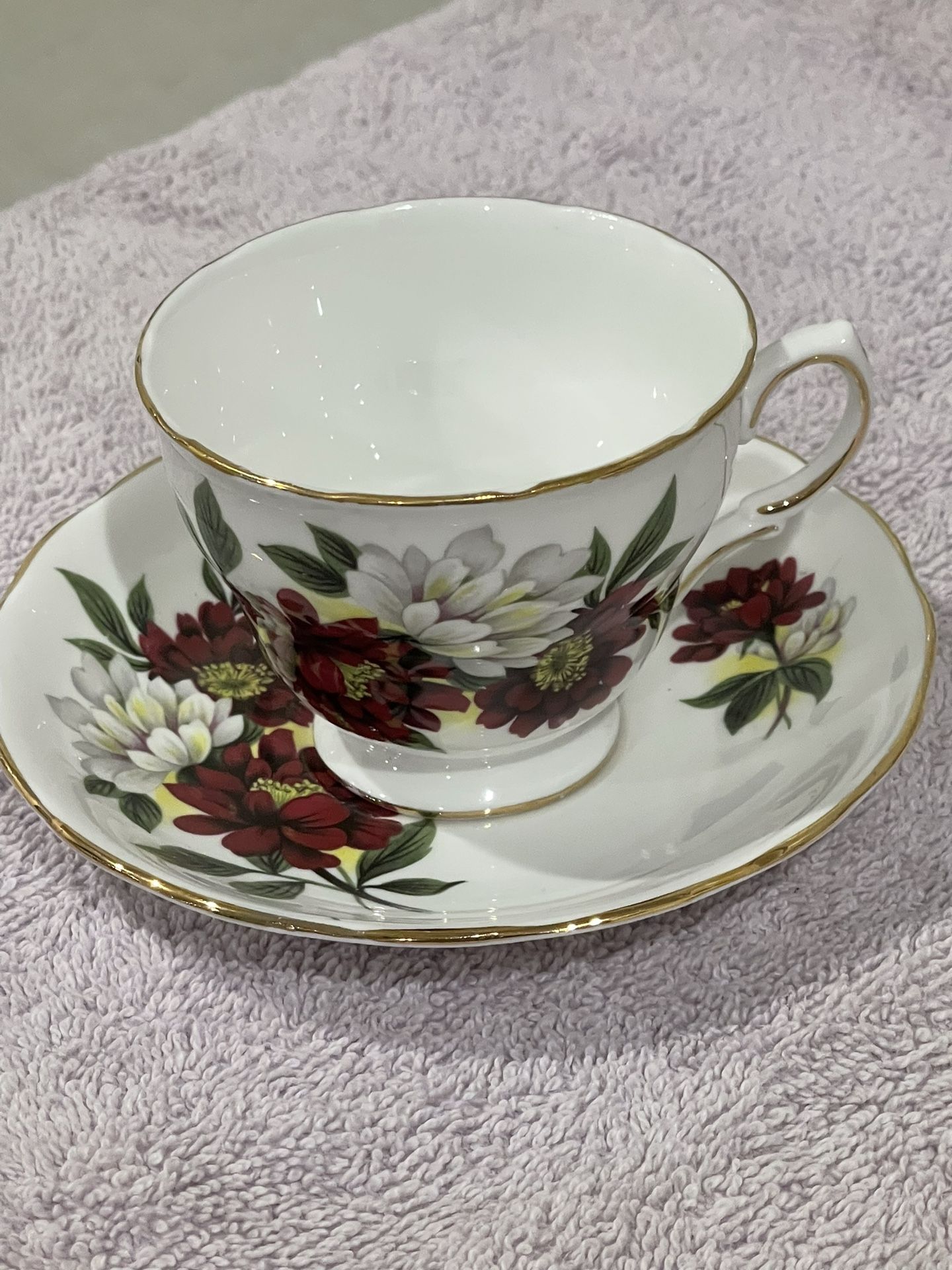 Royal Vale Bone China Made in England #8167