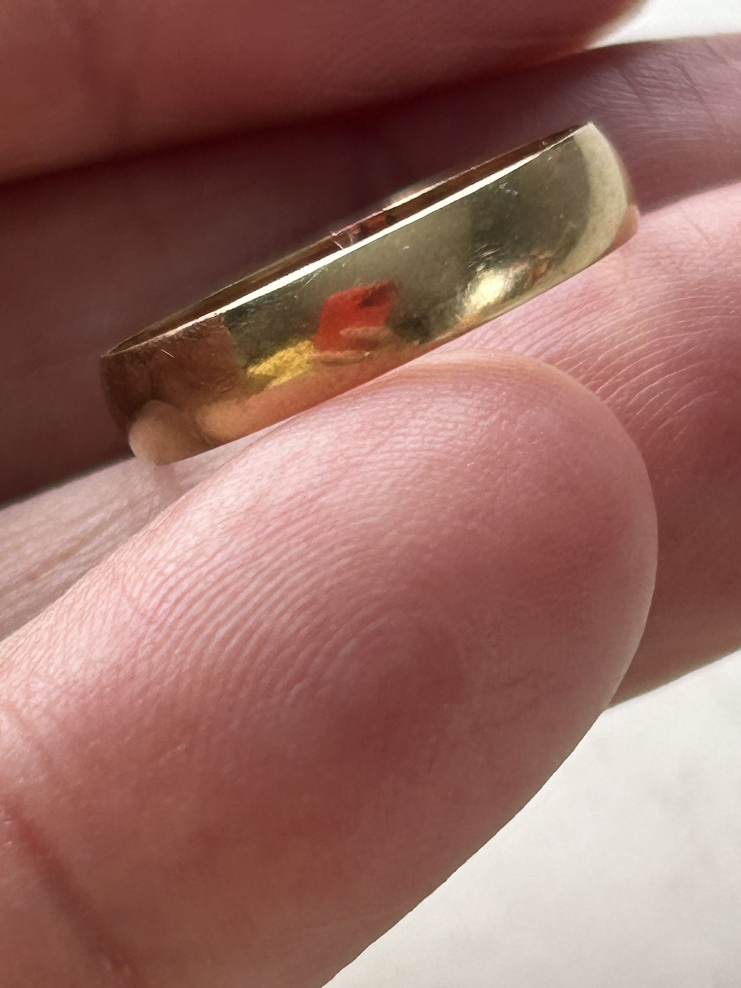 14k Woman’s Wedding Band 