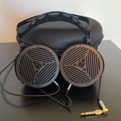 Monolith Planar Magnetic Headphones