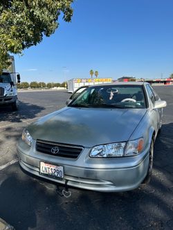 2000 Toyota Camry