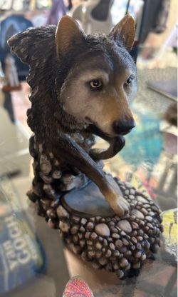 Wolf figures