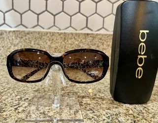 “Bebe” Woman Sunglasses 