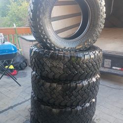 💥LT285/80/17 FALKEN WILDPEAK M/T💥