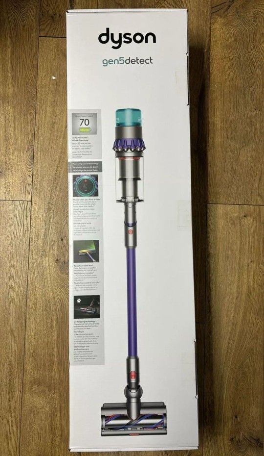 Dyson Gen5Detect cordless vacuum with 7 accessories