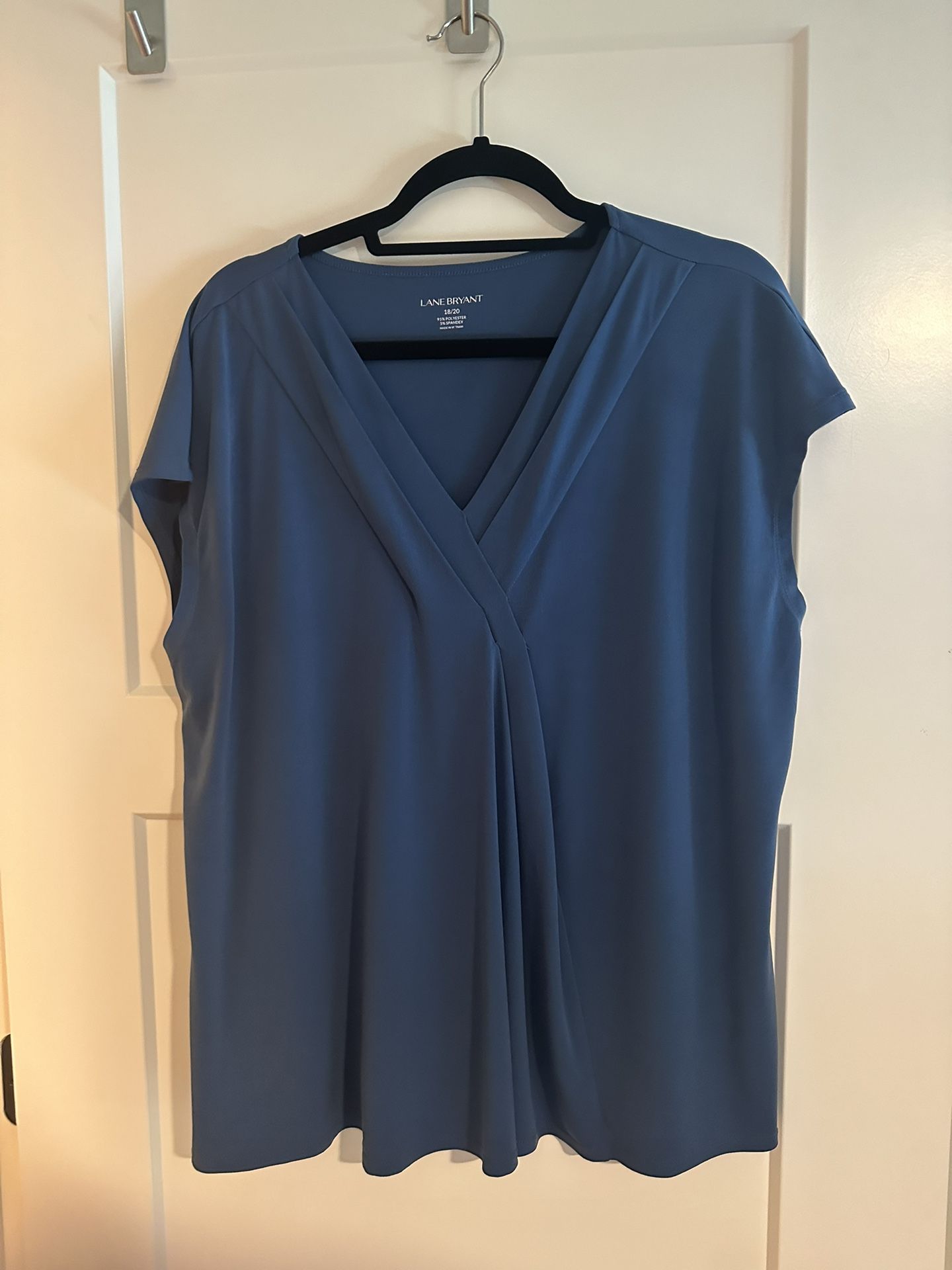 Lane Bryant 18/20 V-neck Blue Blouse