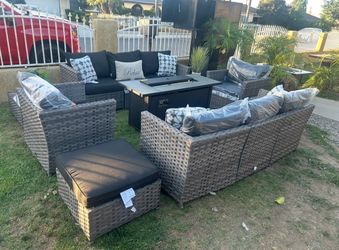 Patio furniture set outdoor new in the box