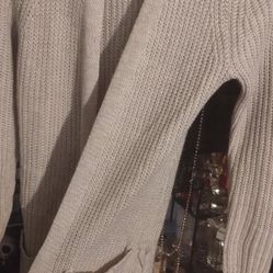 New Cute Warm N Cozy Cardigan Size M. $15