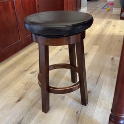 24 “ 4 Barstools