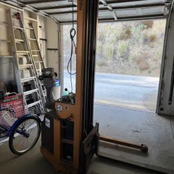 Big Joe Electric Lift