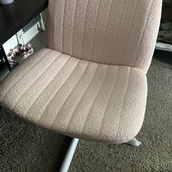 Pink Sherpa Wide Bottom Desk Chair $40 OBO