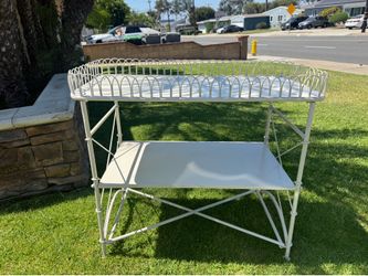 Metal Tier Storage organizer
