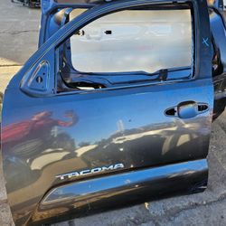 Toyota Tacoma Left Door Oem