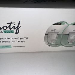 motif aura glow wearable breast pumps 