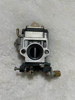 Small engine carburetor