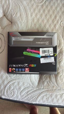 TridentZ RGB DDR4-4400 16GB (2x8GB)