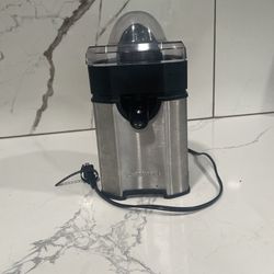 Cuisinart CCJ-500P1 Pulp Control Citrus Juicer, 1, Black/Stainless