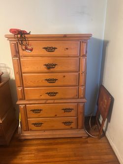 Tall Pine Wood 6-Drawer Chest Dresser