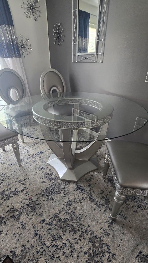 4 Chair Glass Dinner Room Set