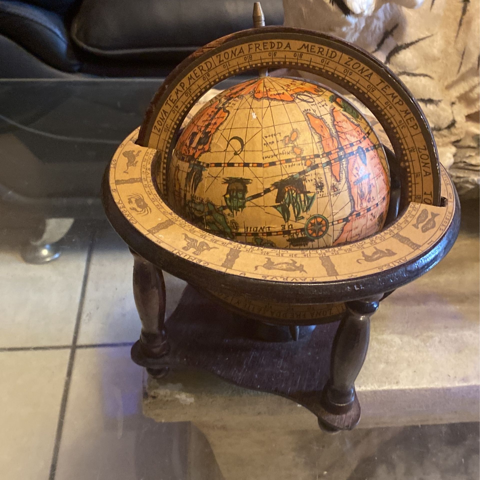 Old Table Globe