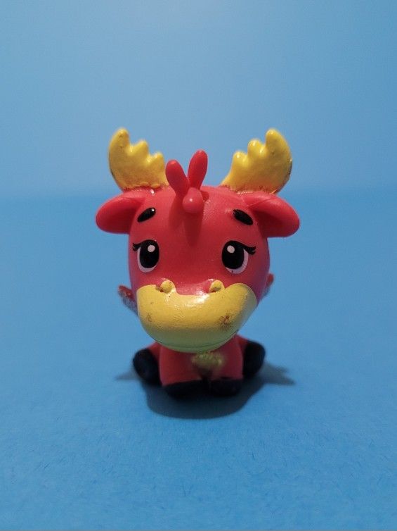 Spin Master Hathimals ColleGGtibles Pink Mini Moose with Wings