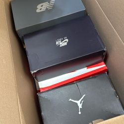 Bulk of Assorted Men And Women’s Shoes