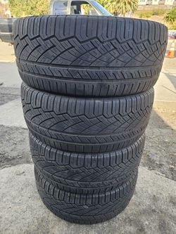 Set of 235/45R18