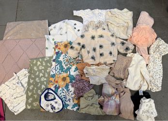 Baby girl clothes size 12-24 months