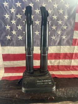 Glove and boot dryer