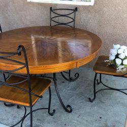 Table    And  4 Chairs