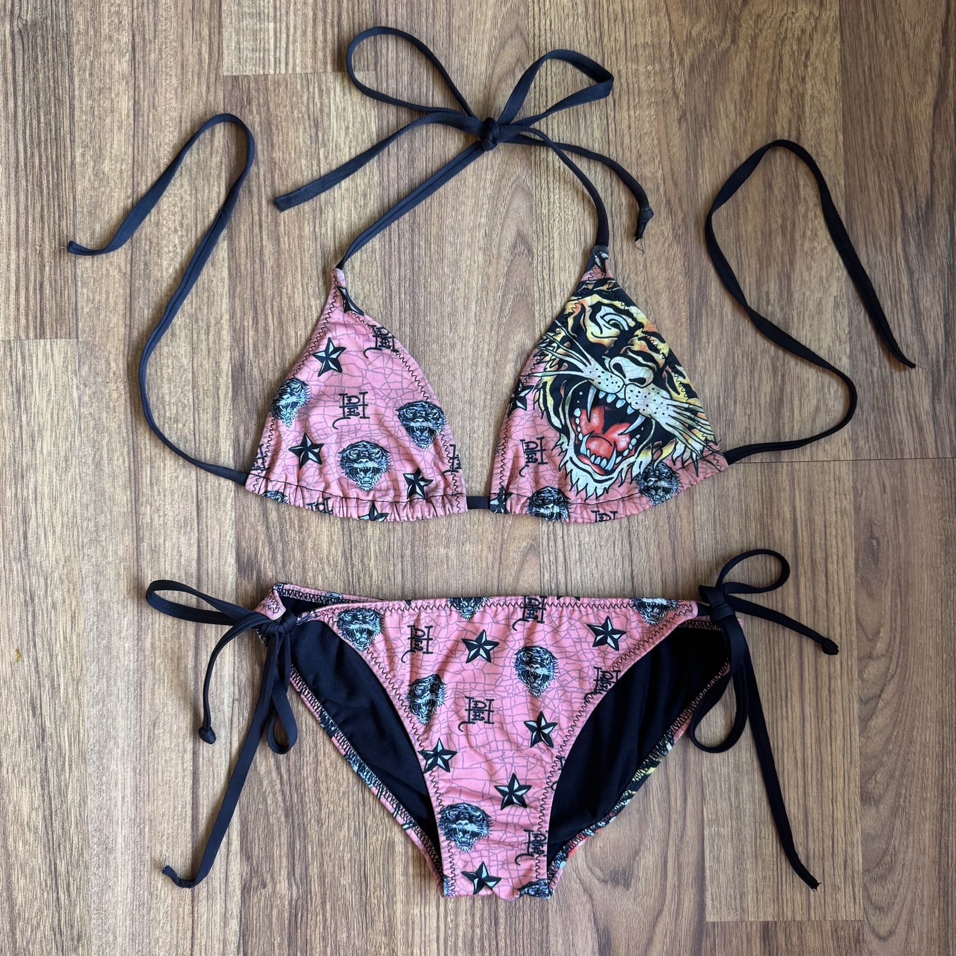 ED HARDY Vintage Y2K Rare Pink Tiger Tattoo Star String Triangle Edgy Bikini Set