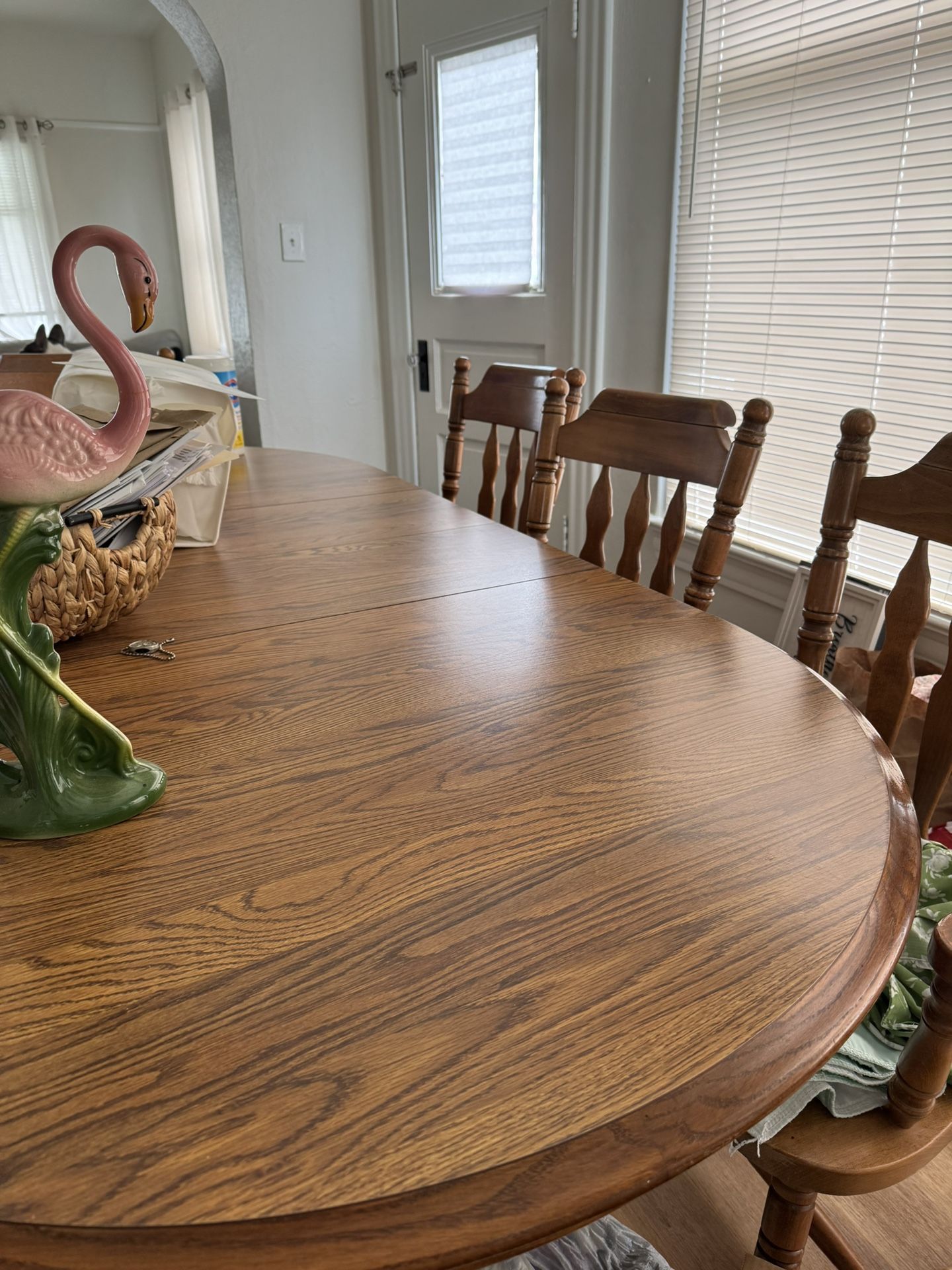 Dining Table/leaf 6 Chairs