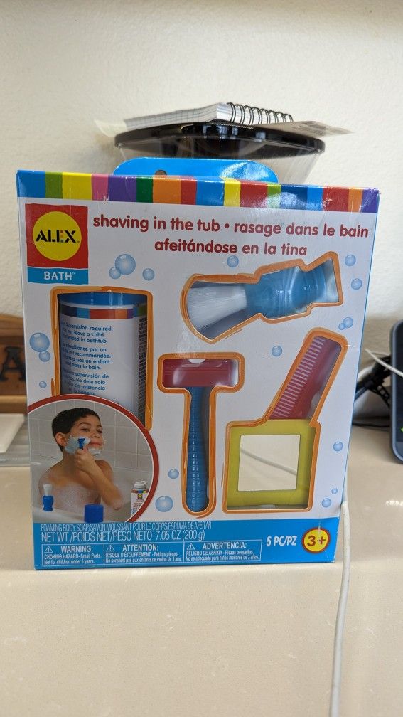 Alex Rub a Dub Shaving in the Tub Kids Bath Activity Kids Shaving Kit