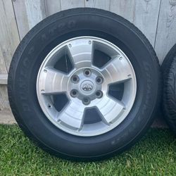 Rines Con Llantas Toyota Tacoma 2015