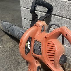 Black & Decker Vacuum 
