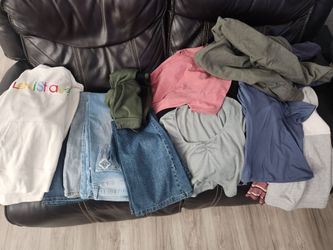 FREE BAG OF CLOTHES