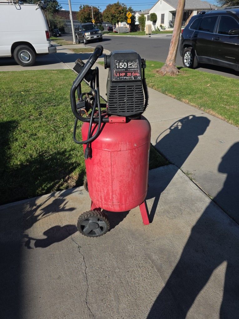 20 Gal. Air Compressor