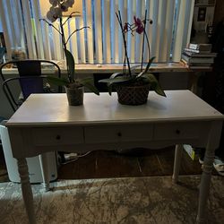 Free Table Desk Vanity