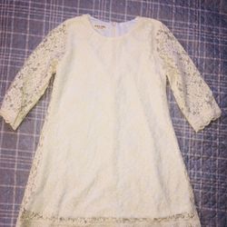 Girls Lace Dress Size 5/6
