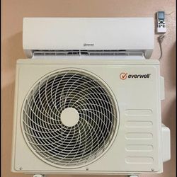 Mini Split (Air Conditioner)