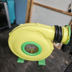 inflatable bounce house air blower.