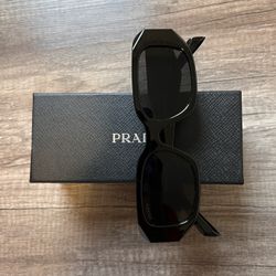 Prada sunglasses unisex