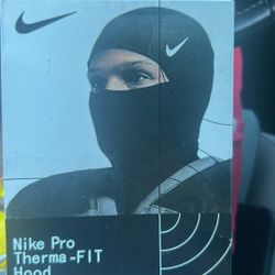 Nike Pro Ski